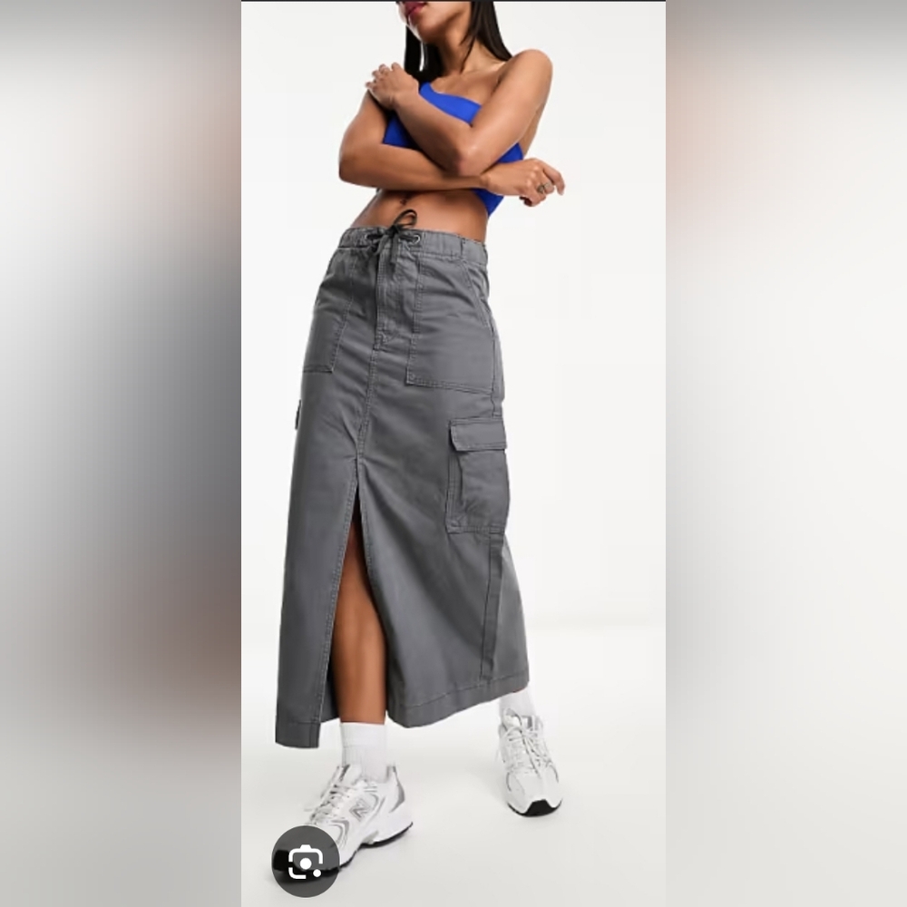 American Eagle High Waisted Cargo Maxi Skirt With Pockets & Front Slit Size 14